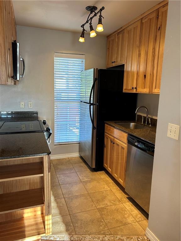Foto del edificio - 13803 Turnberry Ln