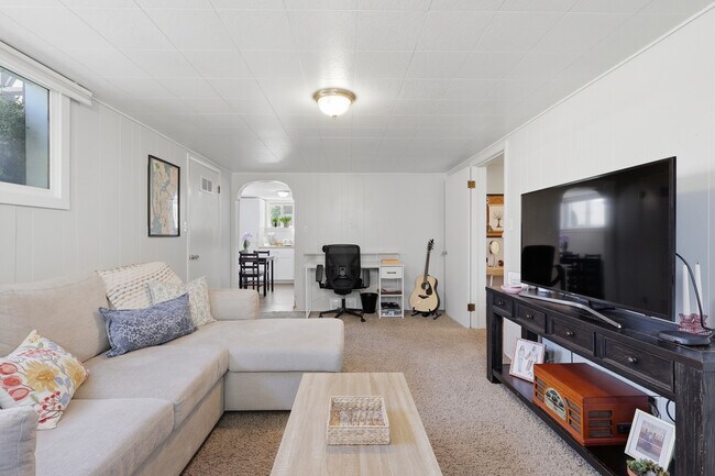 Foto del edificio - Provo Basement Apartment