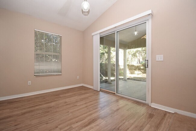 Foto del edificio - 8318 SW 64th Pl