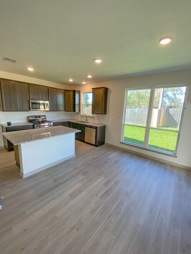 Foto del edificio - 13421 W Summerchase Cir