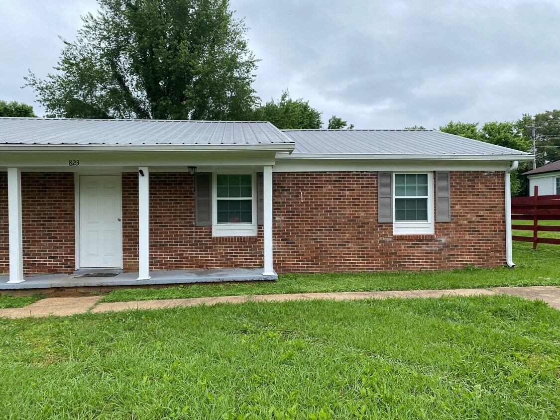 Foto principal - 823 Rushmeade Rd
