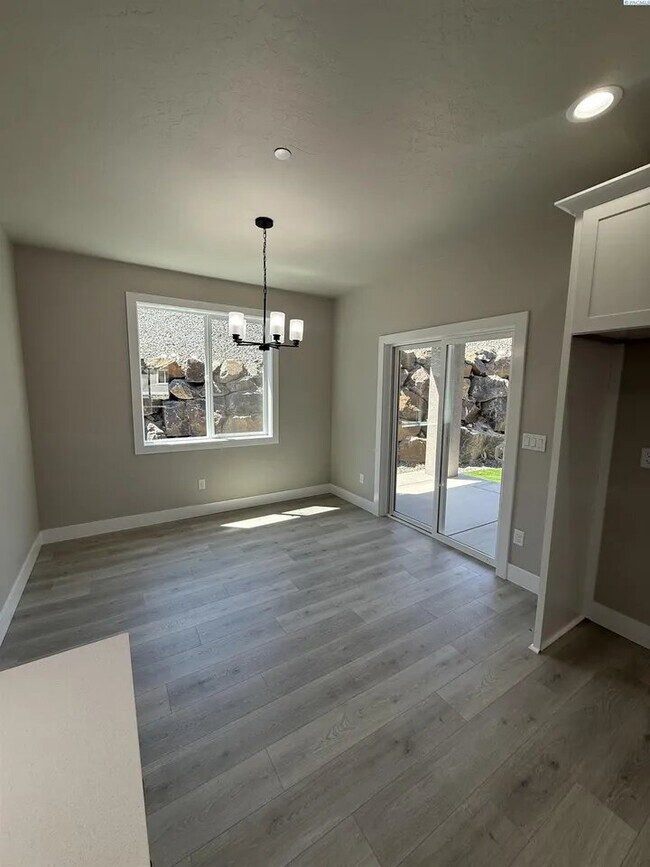 Building Photo - 774 Rio Vis Lp
