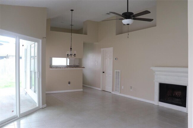Foto del edificio - 6611 Misty Dale Dr