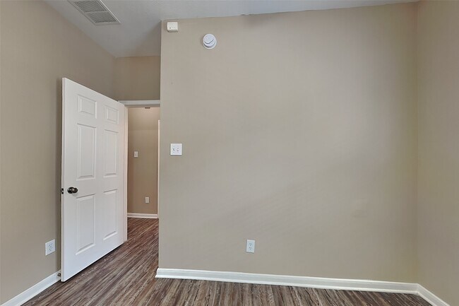 Foto del edificio - 7418 Jacobs Well Dr