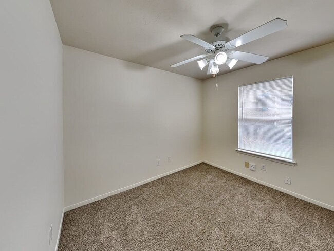 Building Photo - 15911 Imperial Forest Ln