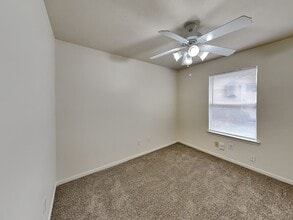 Building Photo - 15911 Imperial Forest Ln