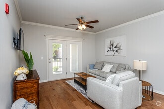 1BR, 1BA - A1 - Woodland Park