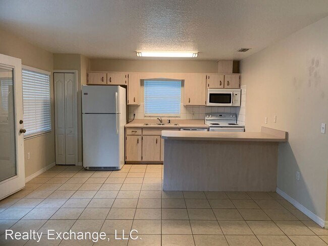 Building Photo - 2 br, 2 bath House - 6 B Wheeler Place