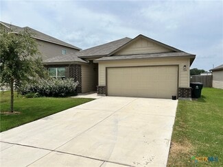 Building Photo - 724 Stonemanor