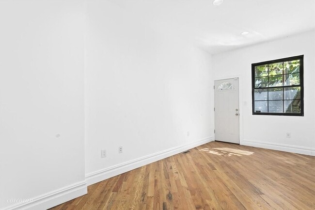 Bedroom 1 - 228 Palmetto St