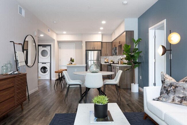 Foto del edificio - 1002 E El Camino Real