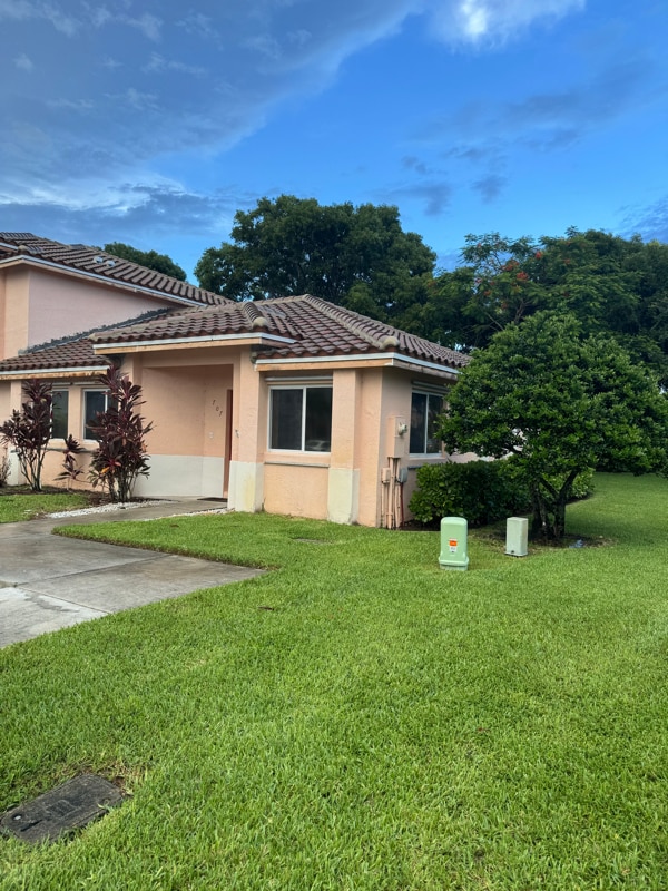Photo - 707 NW 208th Dr Townhome