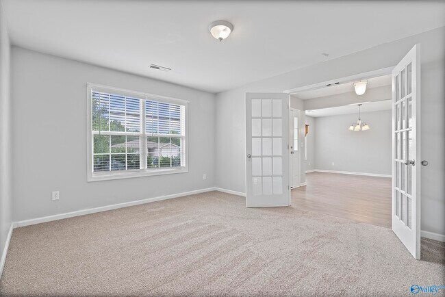 Building Photo - 171 Ranier St