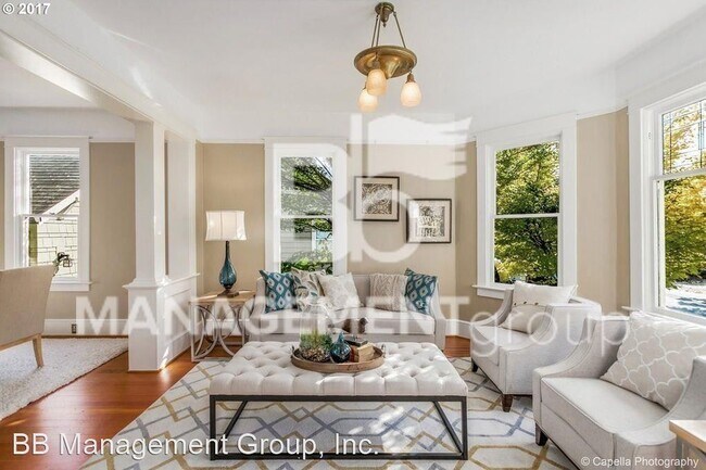 Foto del edificio - 3 br, 2.5 bath House - 0301 SW Nebraska St...