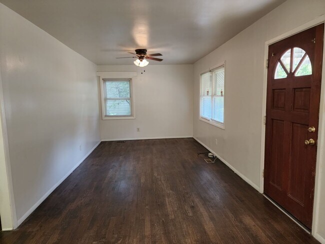 Foto del edificio - 3 Bedroom Bungalow