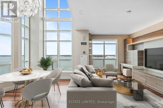 Building Photo - 410-L410 Queens Quay W