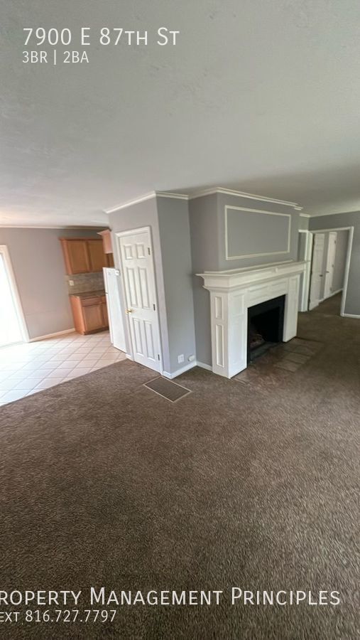 Building Photo - Updated 3 Bedroom, 2 Bathroom Home with La...
