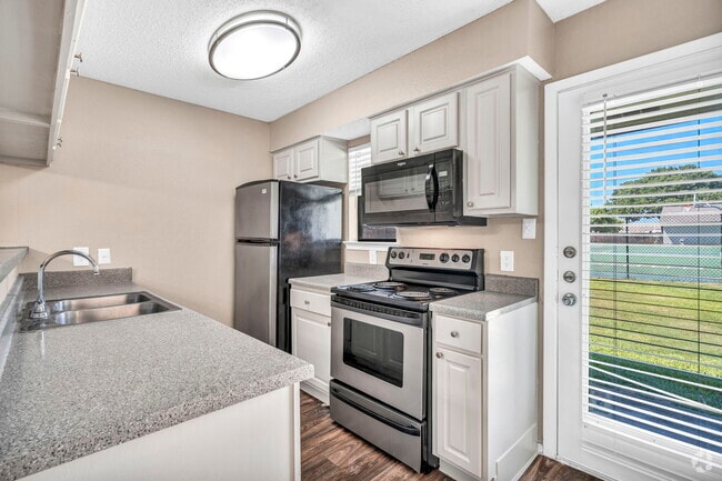 Keep your kitchen clutter-free with a spacious pantry, perfect for storing dry goods, small applianc - Three60 North Apartments