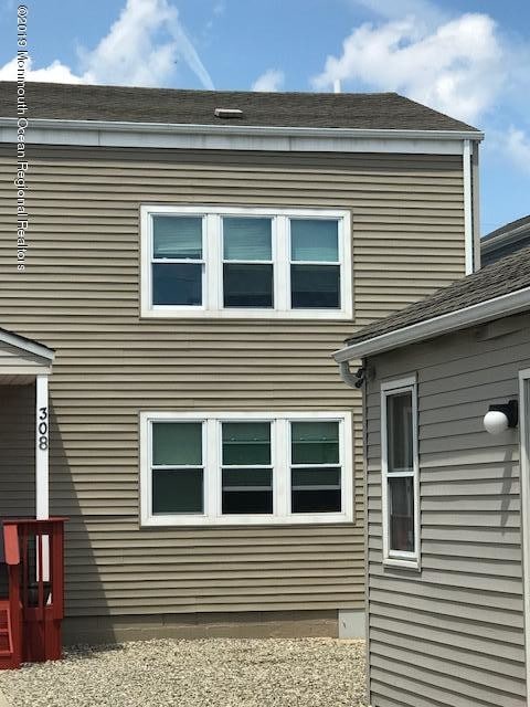 Building Photo - 308 Sampson Ave
