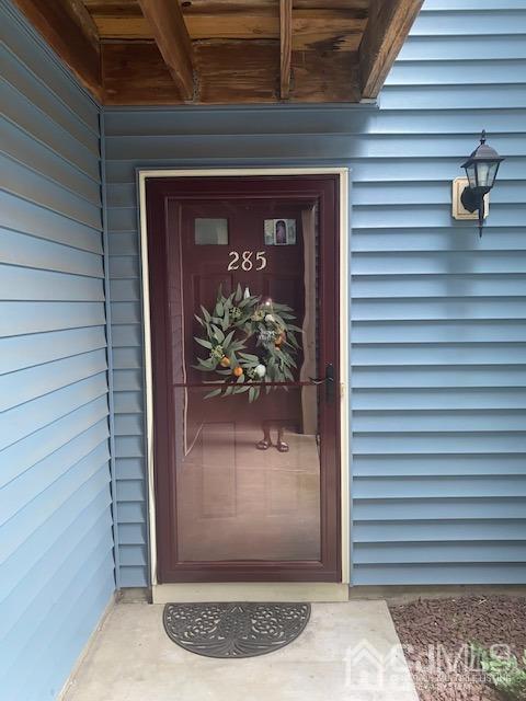 Primary Photo - 285 Cozzens Ct