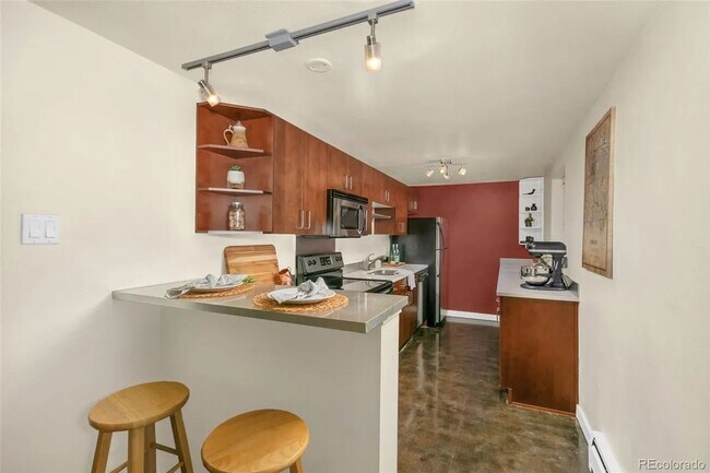 Foto del edificio - Beautiful 2 bedroom Condo in the Heart of ...