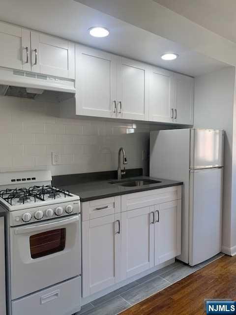 Foto del edificio - 431 Grand St