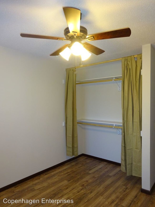 Foto del edificio - 629 E 15th St