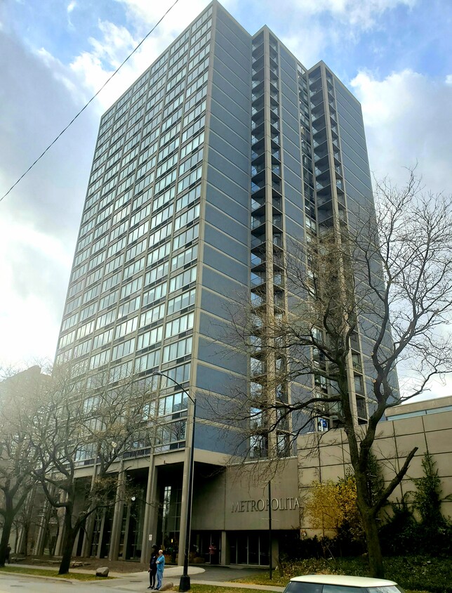 Primary Photo - 5320 N Sheridan Rd