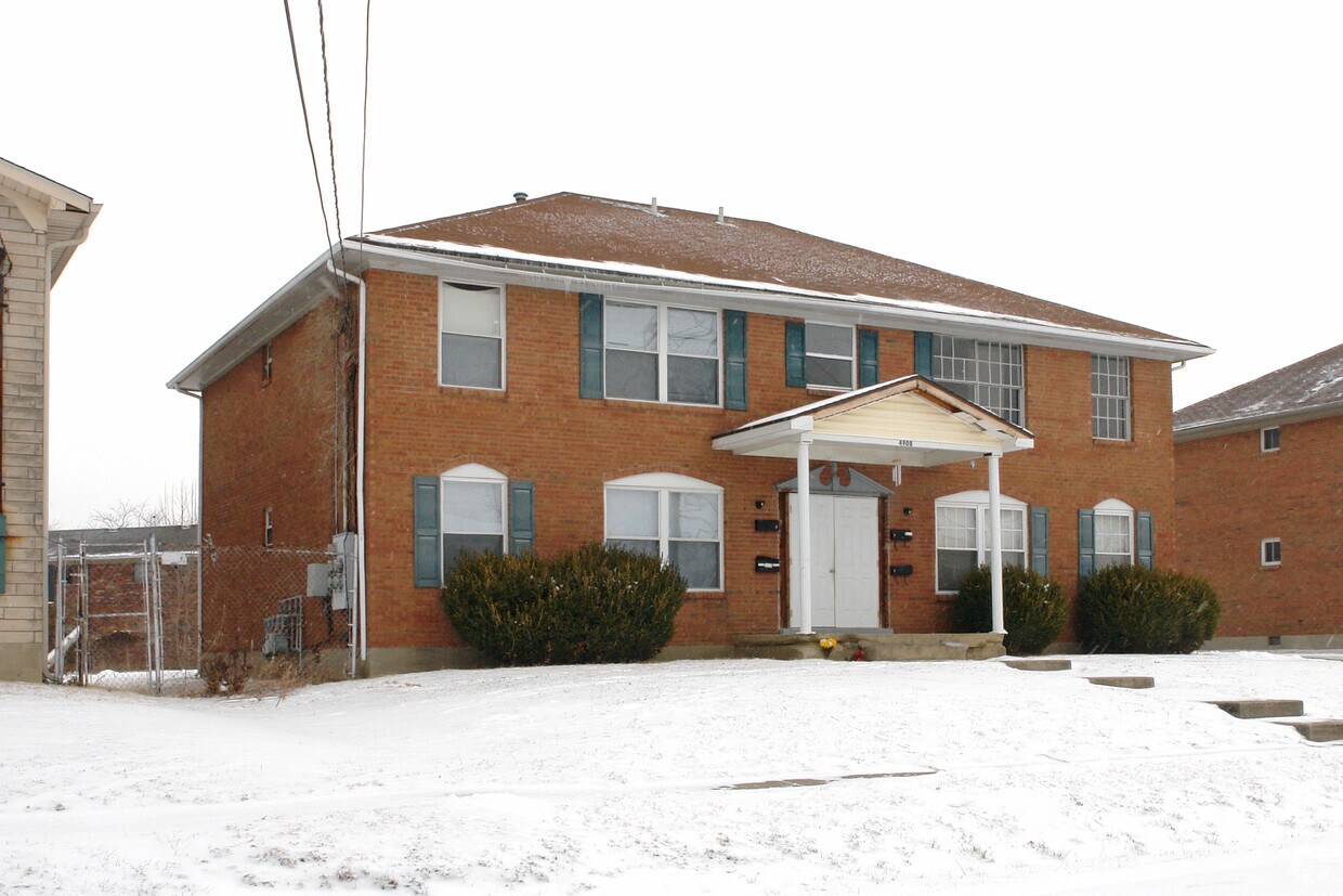 4908 Saddlebrook Ln, Louisville, KY 40216 Apartments in Louisville