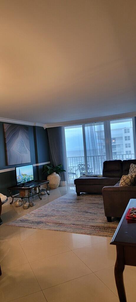 Foto del edificio - 3450 S Ocean Blvd