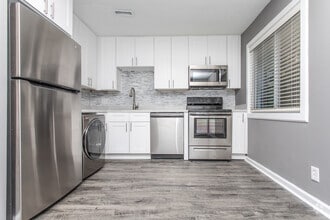 Interior Photo - Forest Glen at Newnan
