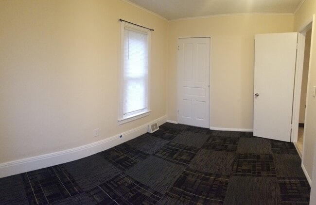 bedroom 2 - 205 Jobes St