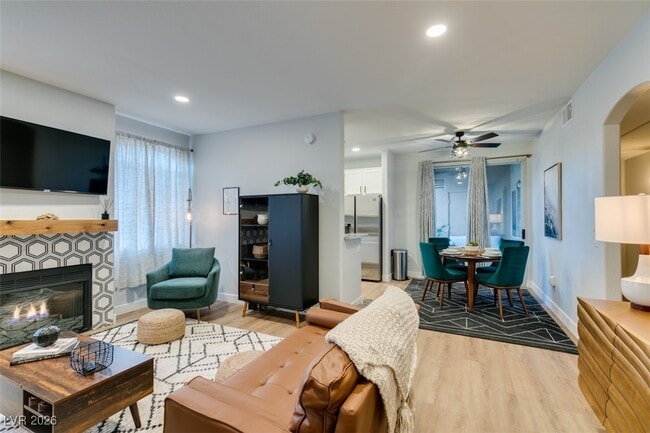 Building Photo - 75 N Valle Verde Dr