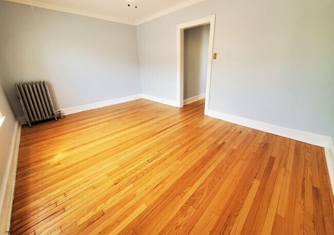 Foto del edificio - 5643 N Magnolia Ave