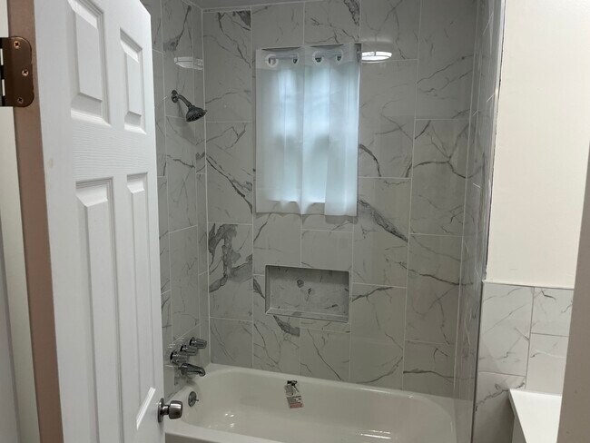 Foto del edificio - 309 7th St