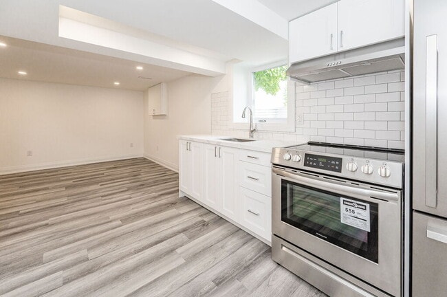 Building Photo - Updated 2 bedroom on East Mountain