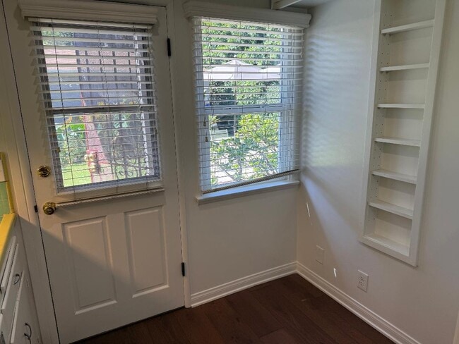 Kitchen back door and garden views. - 1755 Silver Lake Blvd