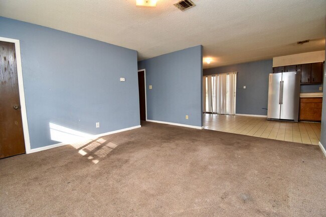 Foto del edificio - 3 Bed 1.5 Bath in Arcadia
