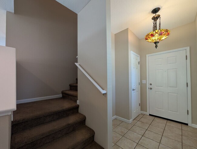 Foto del edificio - Beautiful 3-Bedroom, 2.5-Bath Home In River Road Area of Eugene!