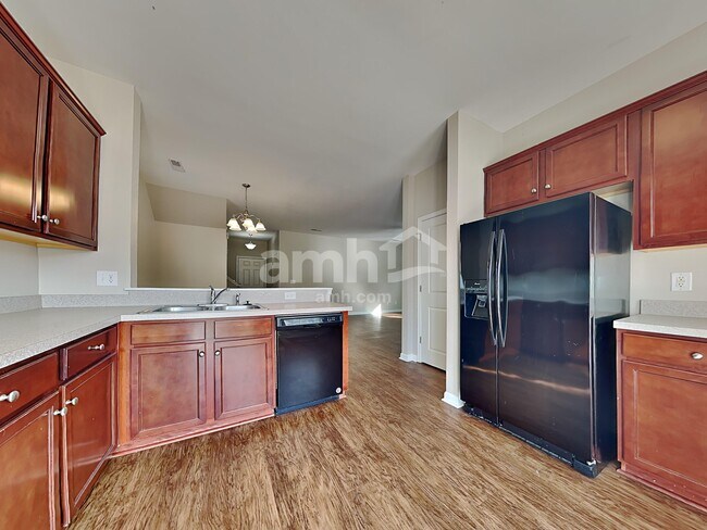 Foto del edificio - 123 Brookhaven Rd