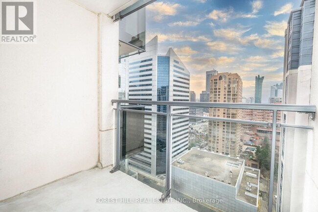 Building Photo - 155 Beecroft Rd