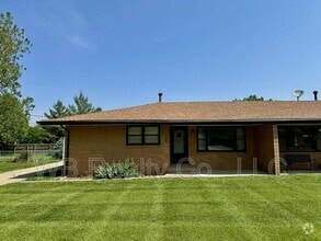 Building Photo - 45 Northview Dr