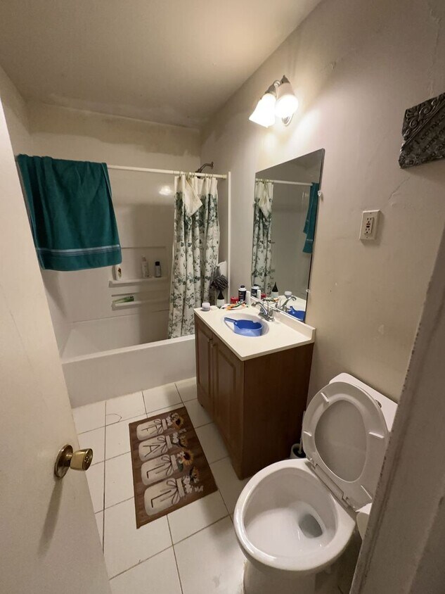 Foto del edificio - 14386 Berkshire Dr