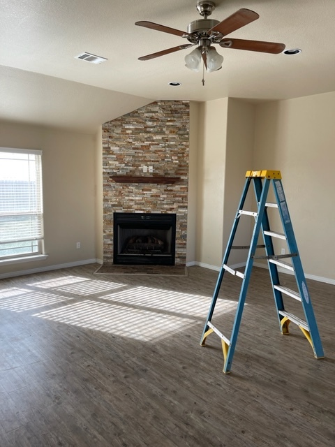 Building Photo - 11211 Looby Ln