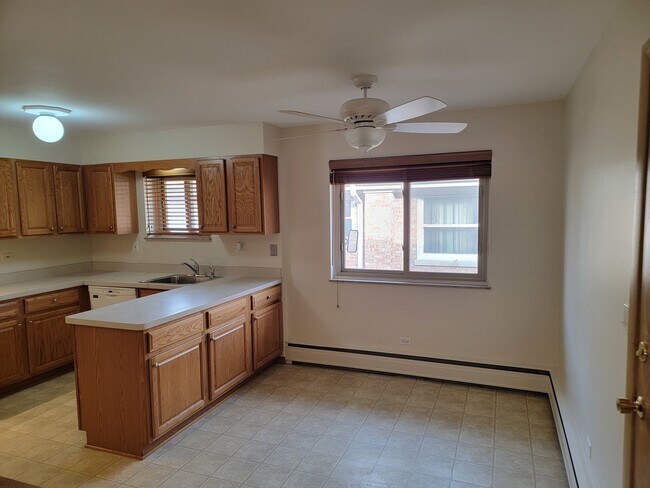 Foto del edificio - 6606 N Harlem Ave