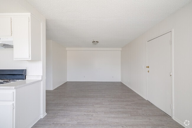 Interior Photo - Evergreen Apartments