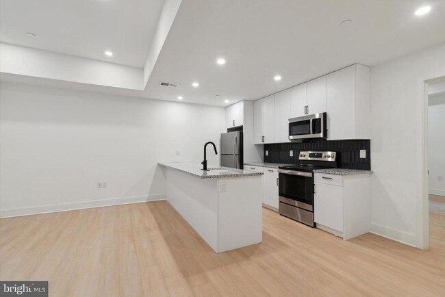 Foto del edificio - 1643 N 2nd St