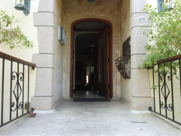 Photo - 425 N Sycamore Ave Apartment