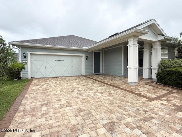 Foto principal - 29 Lakefront Ln