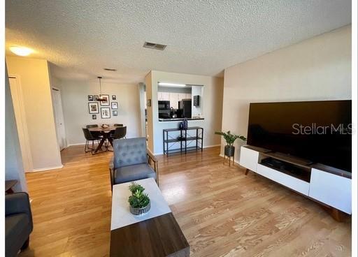 Foto del edificio - 3705 SW 27th St